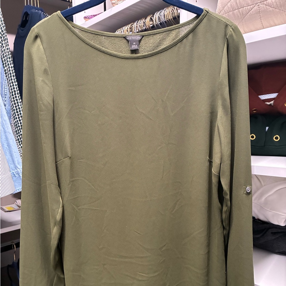 Ann Taylor mixed media long sleeve blouse